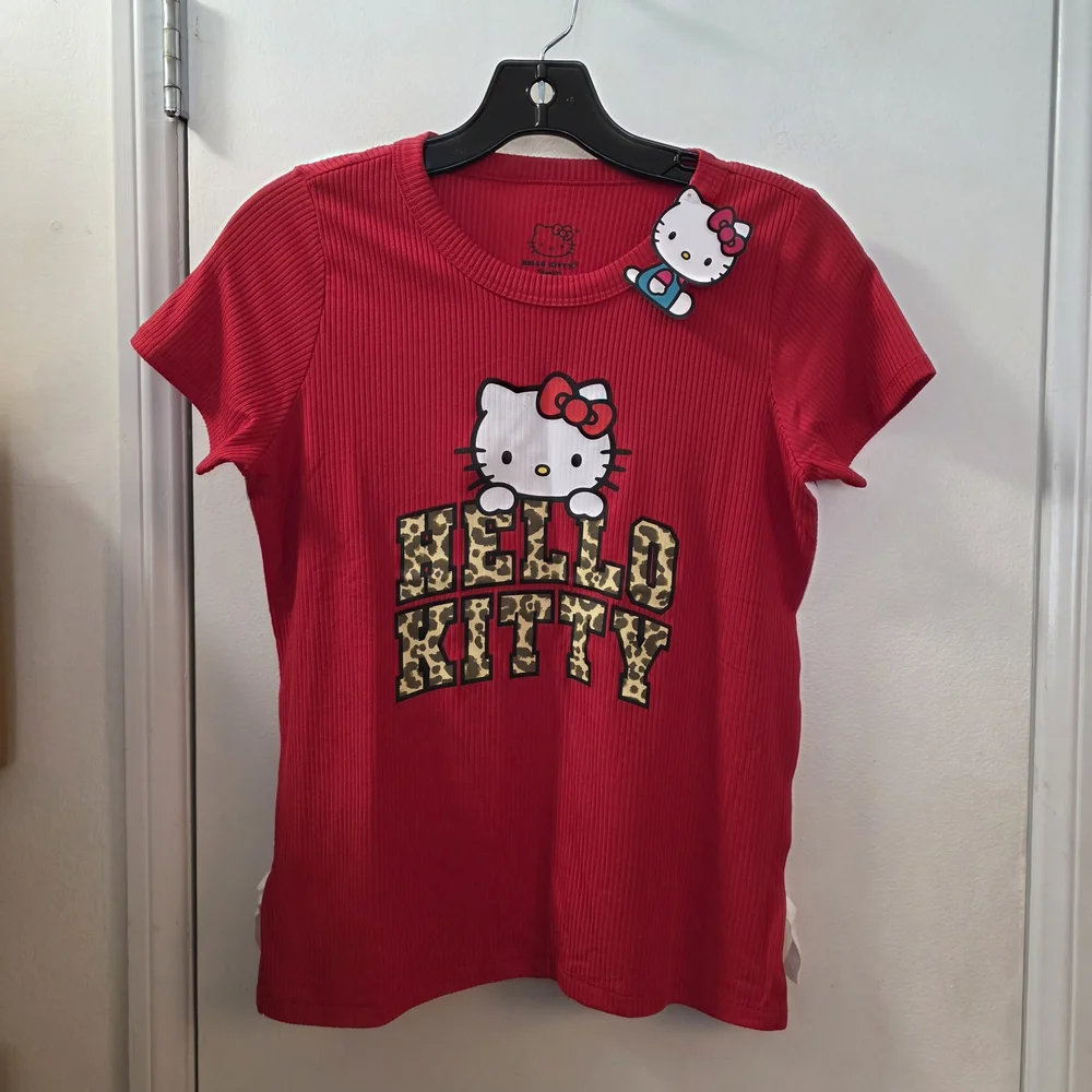 Hello Kitty Red Girls' Graphic Tee - Picture 1 of 6